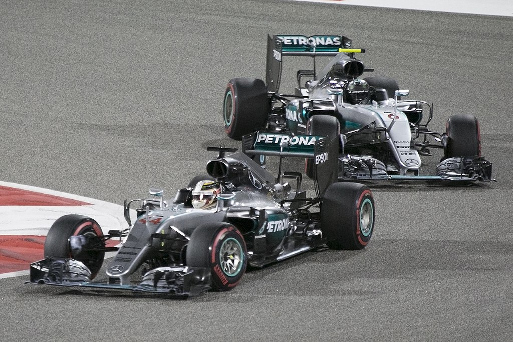 F1 ハンドブック Amazon | Formula 1 Handbook 2024: Grand Prix Guide for F1